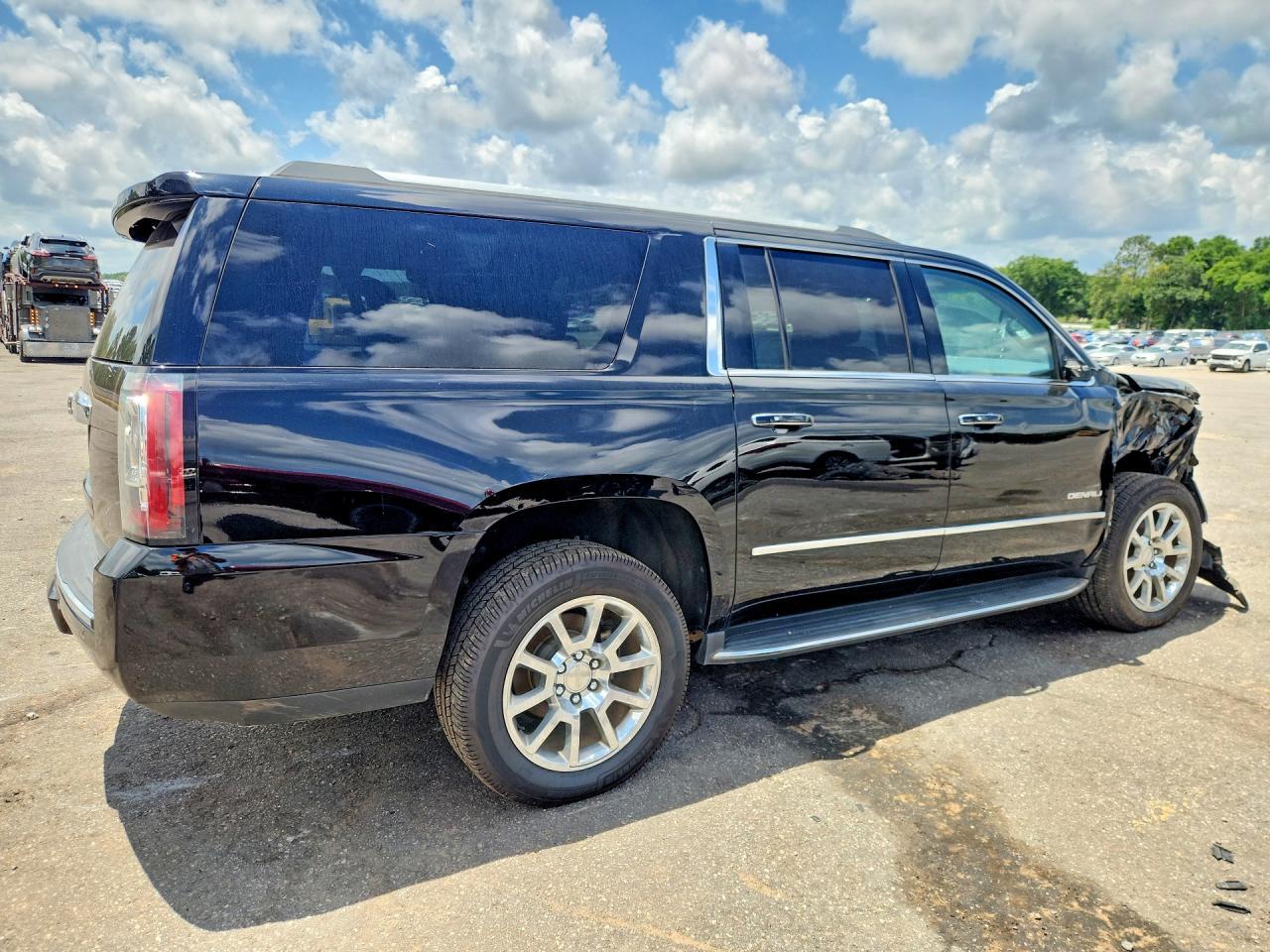 2018 GMC Yukon Xl Denali - Фото 3