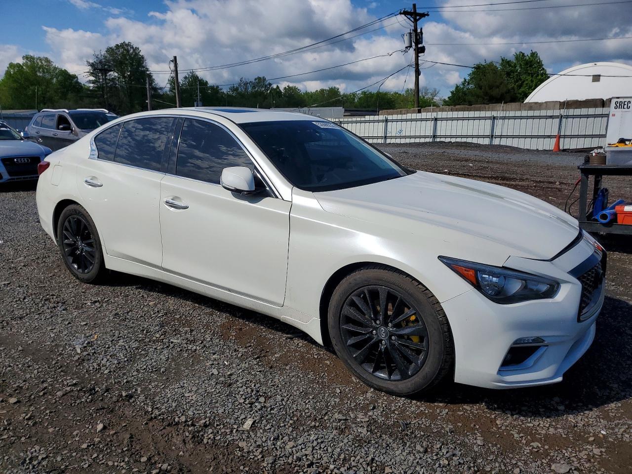 2018 Infiniti Q50 3.0T Luxe - Image 4