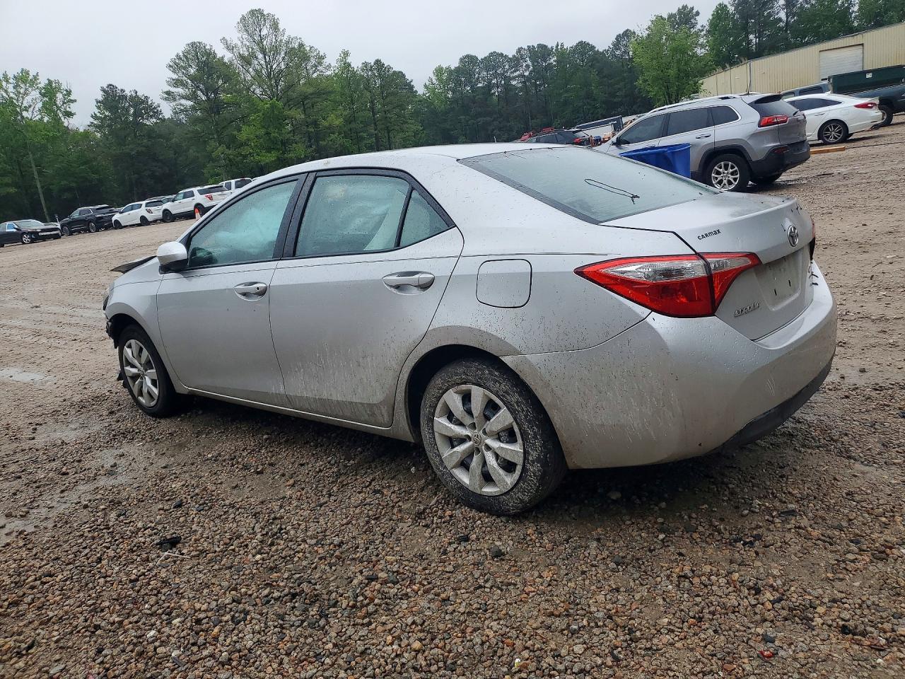 2015 Toyota Corolla Le - Фото 2