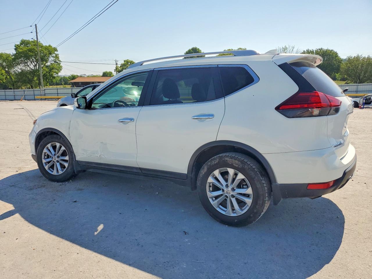 2017 Nissan Rogue S - Фото 2