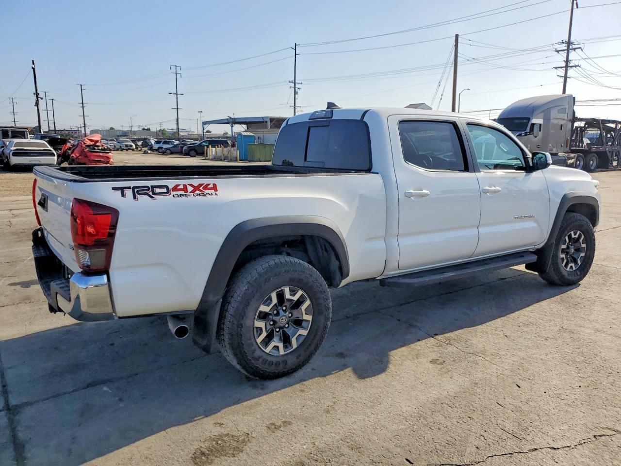 2019 Toyota Tacoma Trd Off-Road - Фото 3