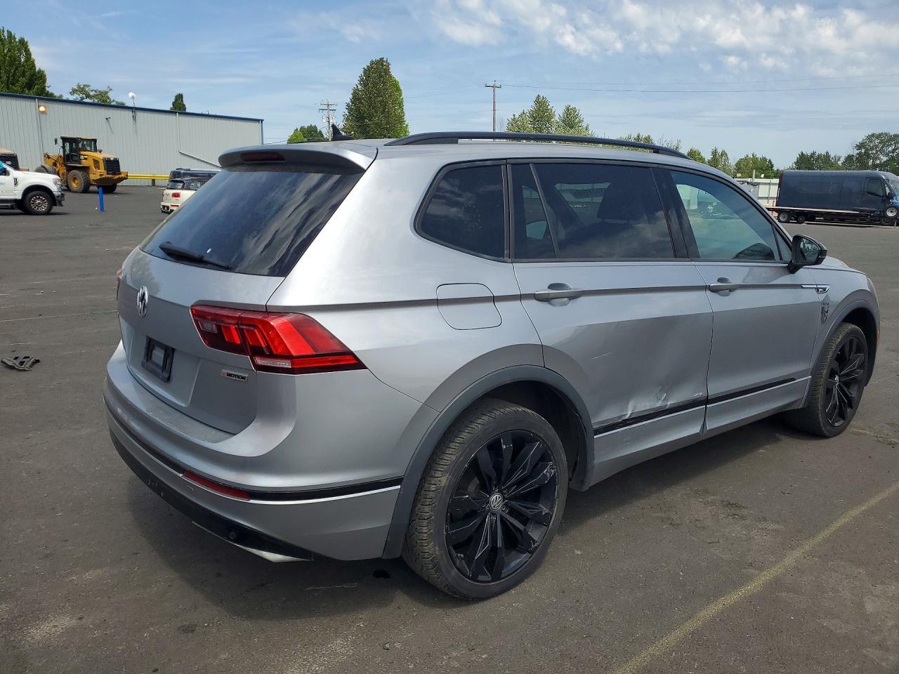 2020 Volkswagen Tiguan Se - Фото 3
