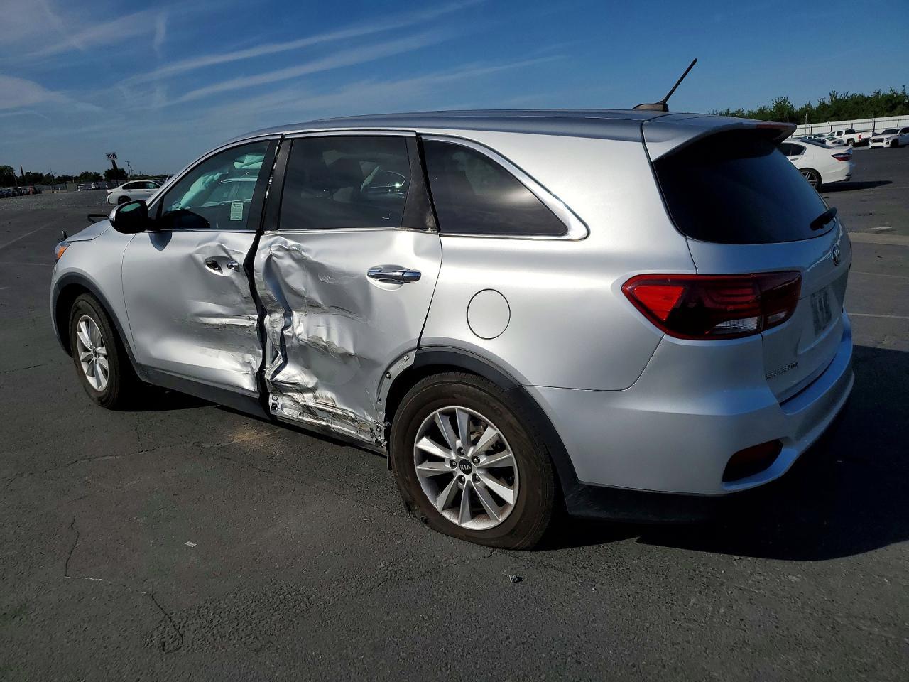 2020 Kia Sorento Lx - Фото 2