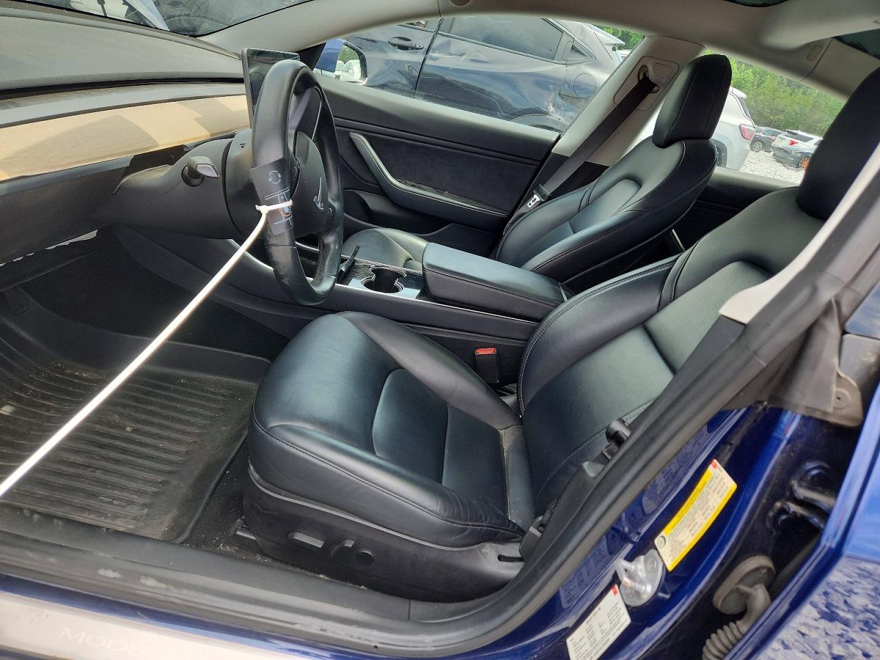 2018 Tesla Model 3 - Фото 7