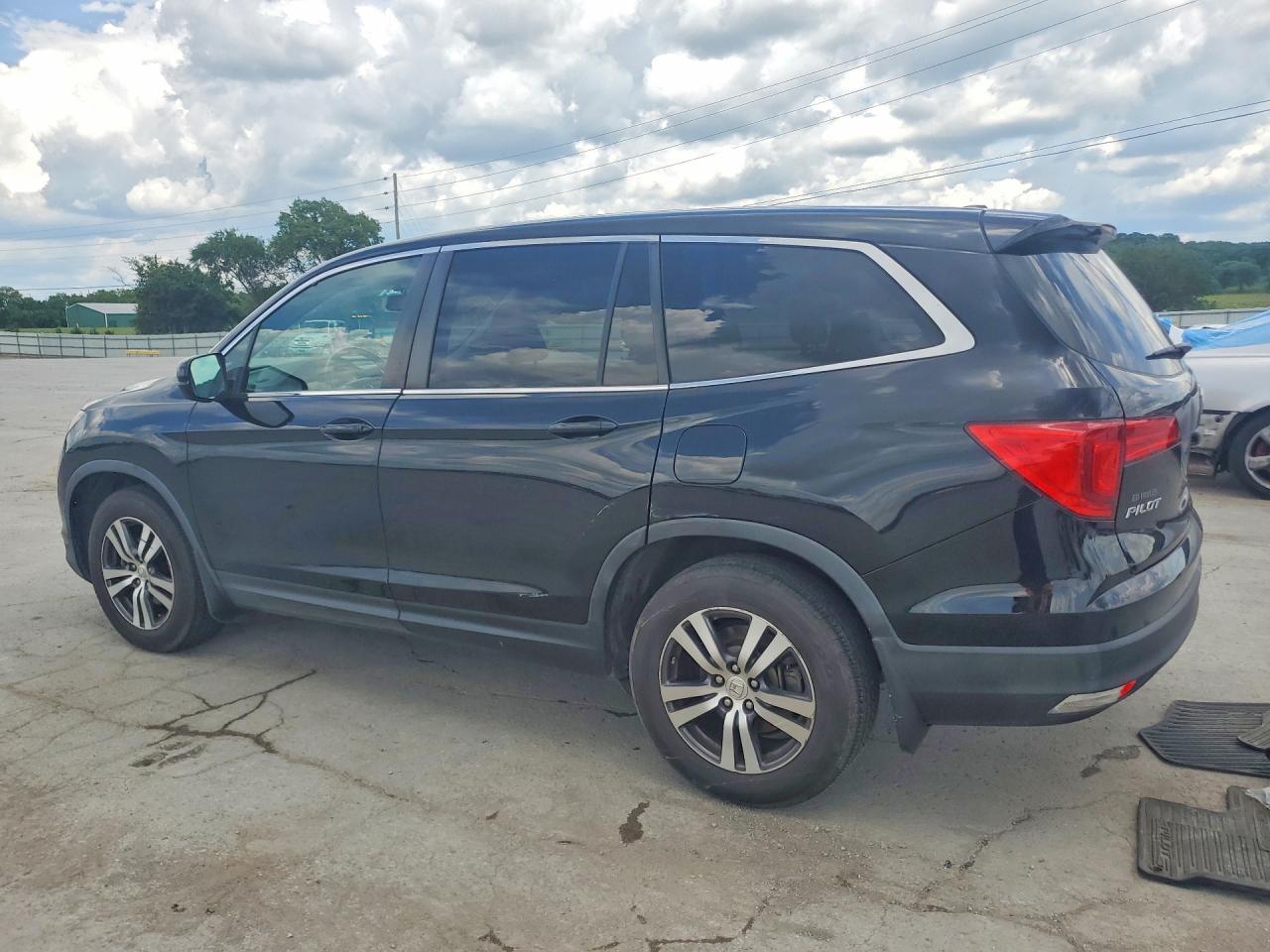2016 Honda Pilot Exl - Image 2