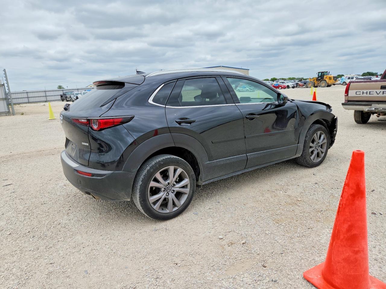 2024 Mazda Cx-30 Premium - Фото 3