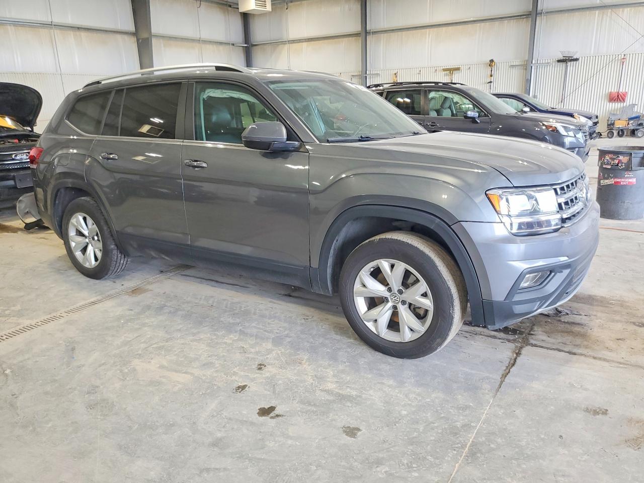 2018 Volkswagen Atlas Se - Фото 4