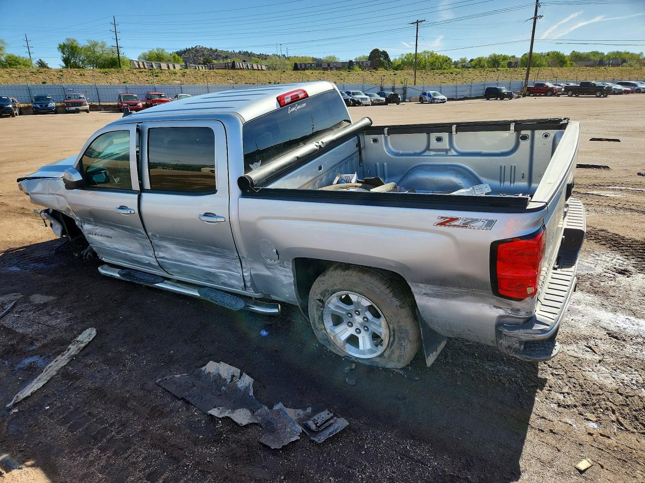 2017 Chevrolet Silverado K1500 Lt - Фото 2