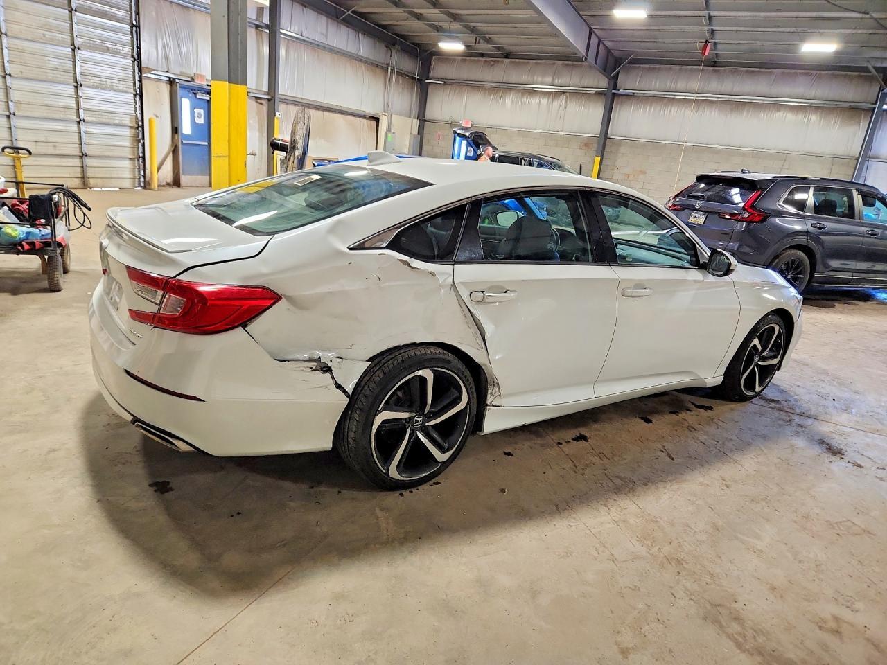 2018 Honda Accord Sport - Фото 3