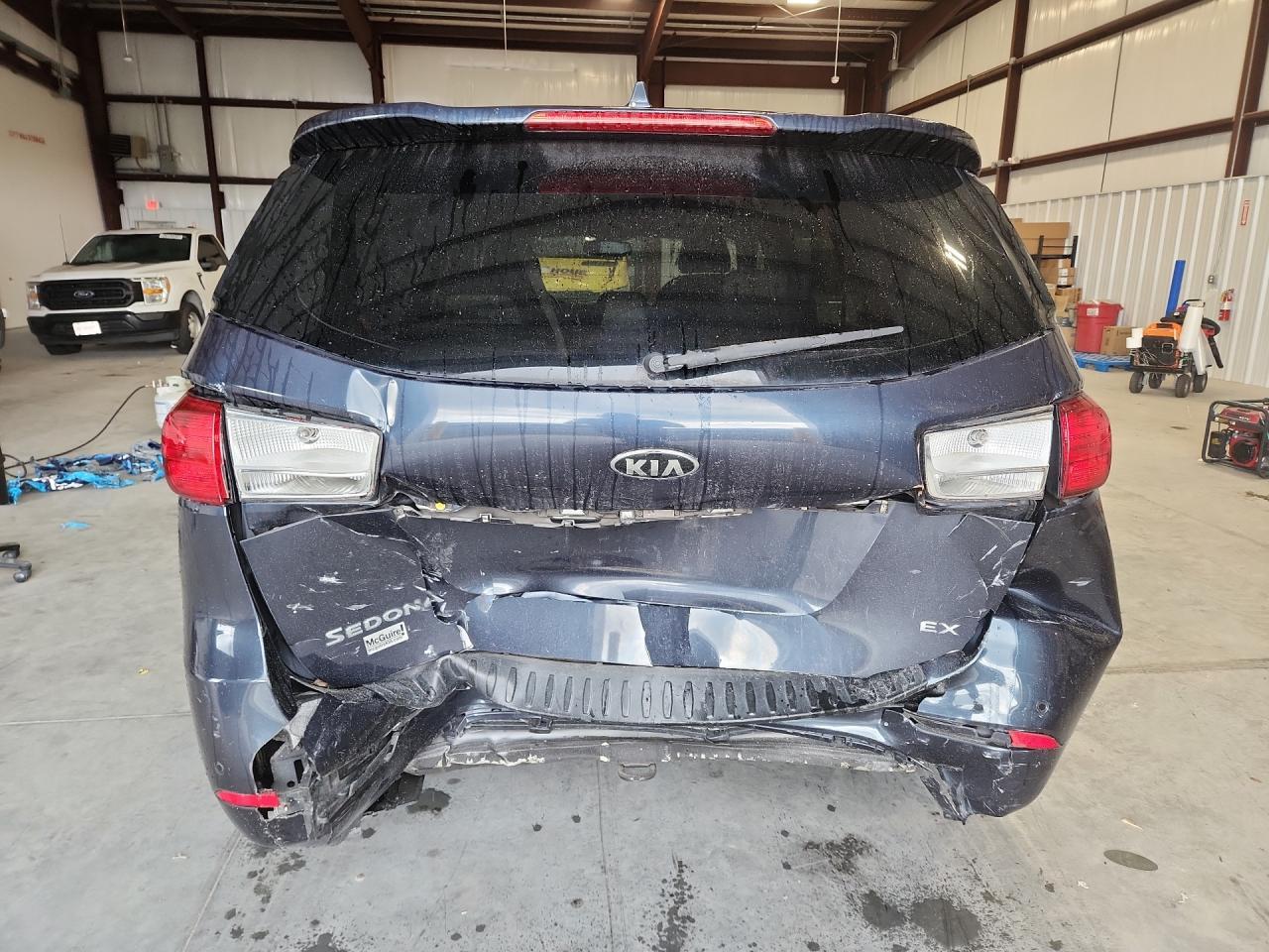 2015 Kia Sedona Ex - Image 6