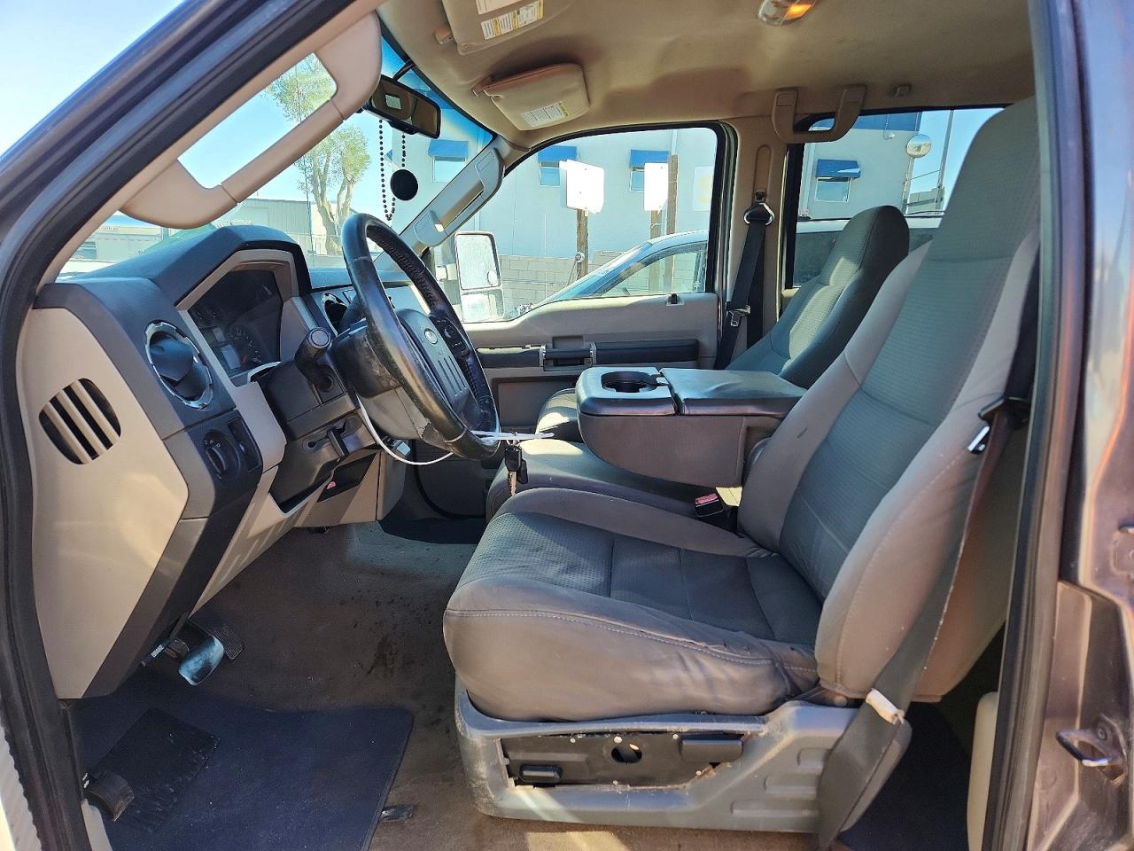 2010 Ford F250 Super Duty - Image 7