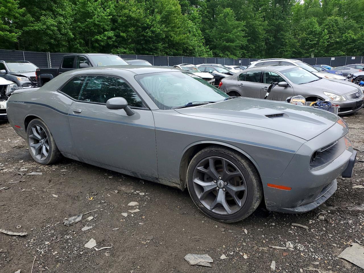 2018 Dodge Challenger Sxt - Image 4