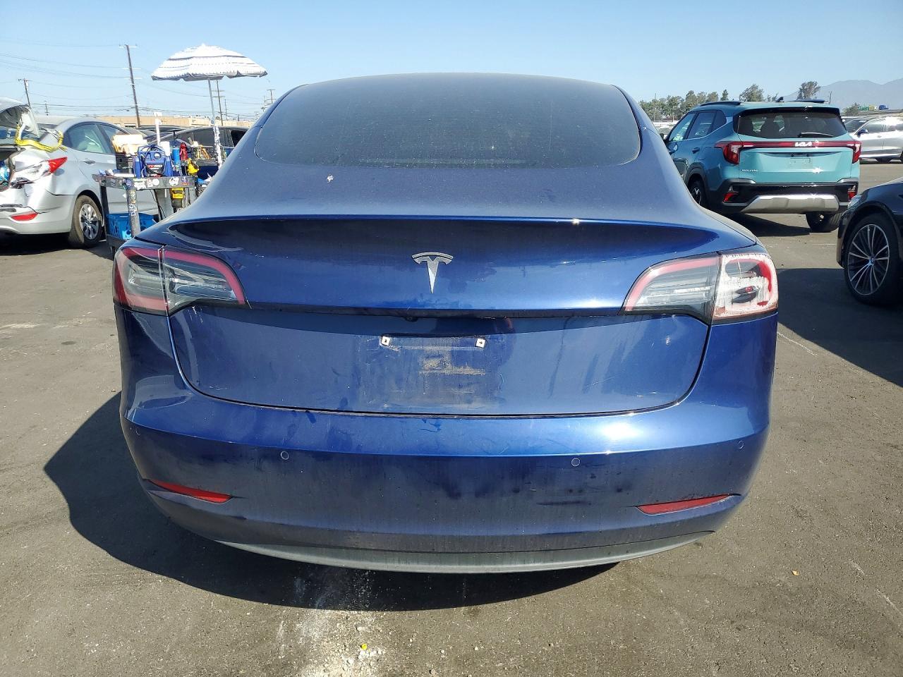 2022 Tesla Model 3 - Фото 6