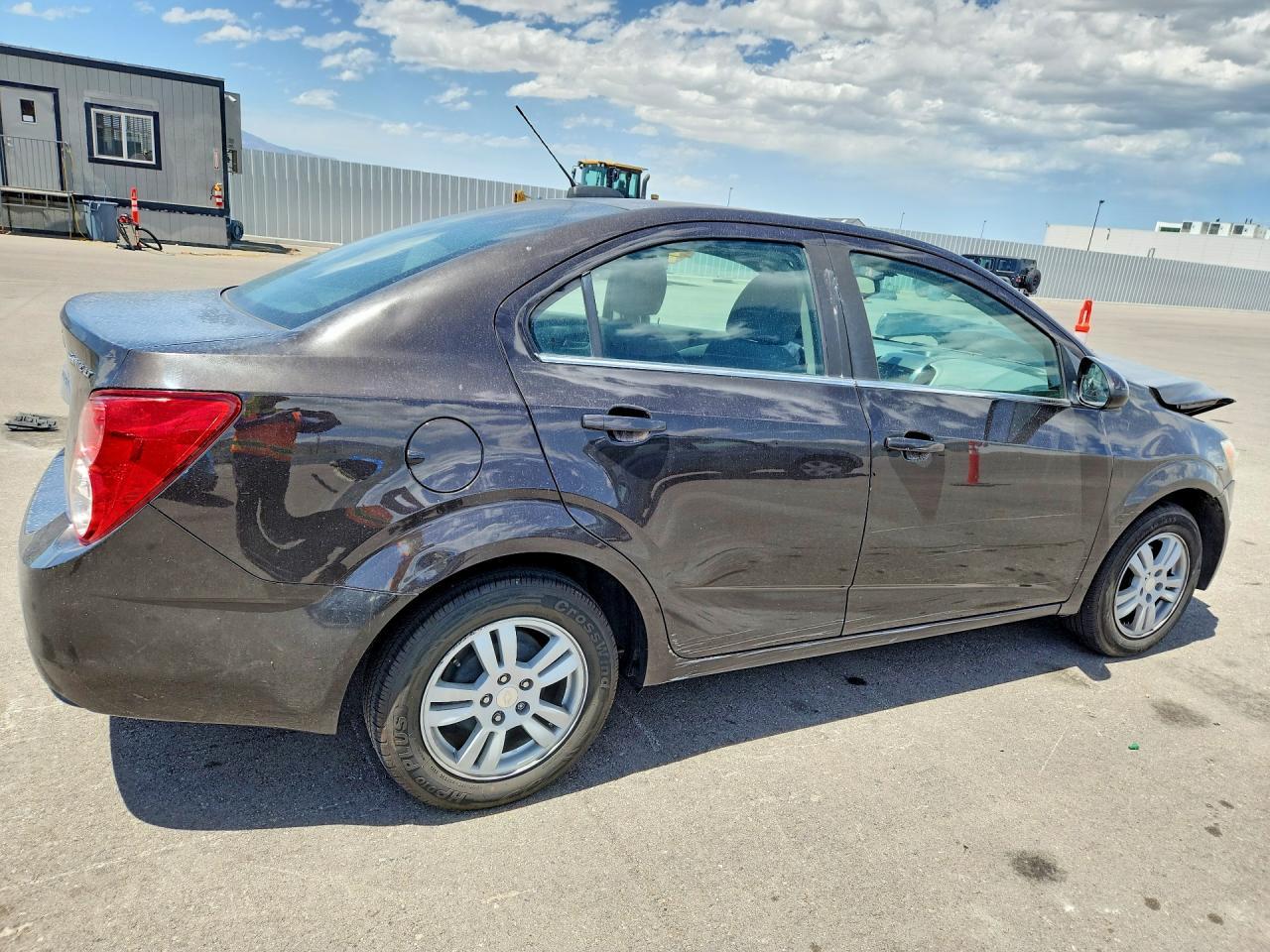 2015 Chevrolet Sonic Lt - Image 3