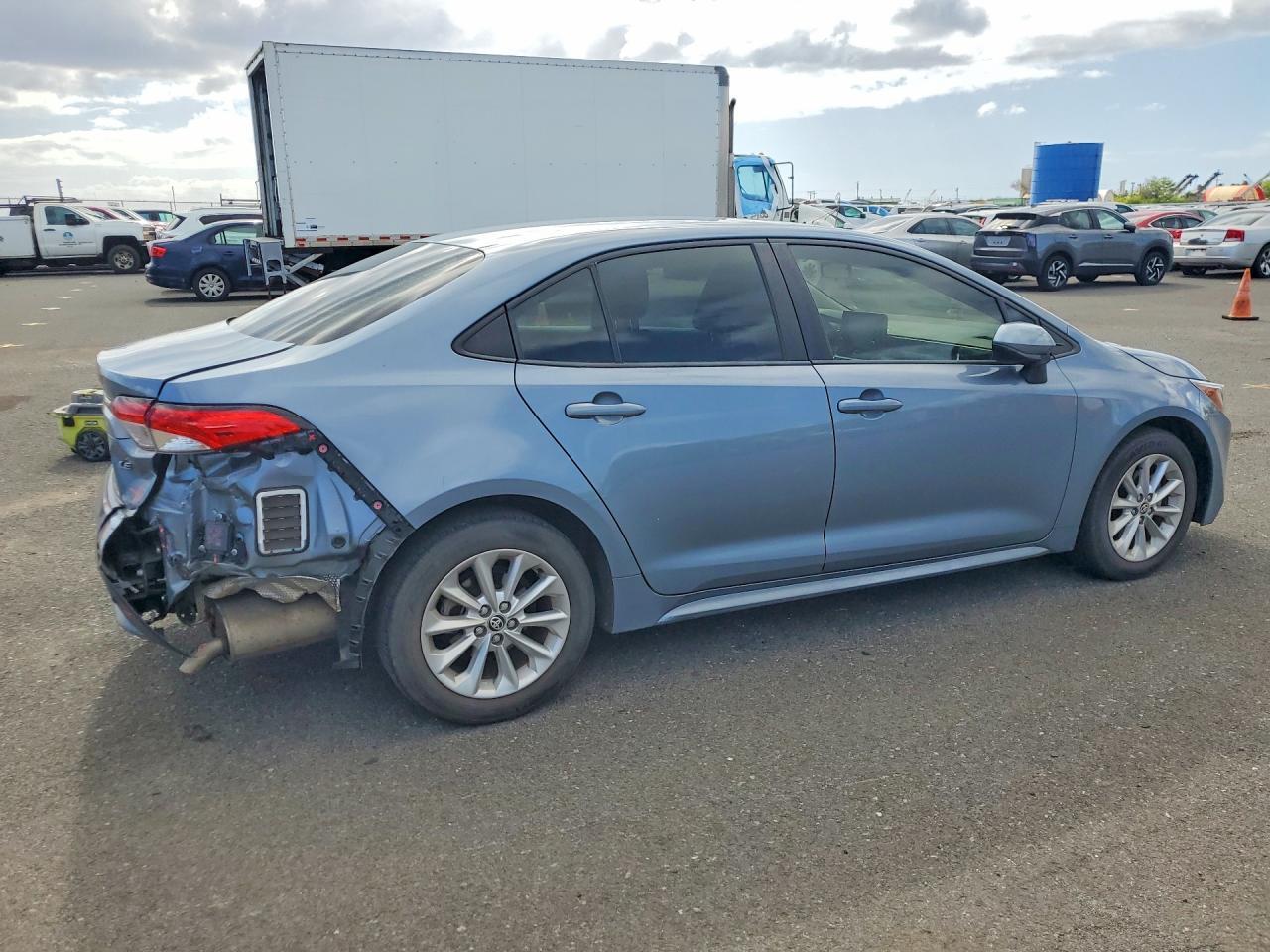 2022 Toyota Corolla Le - Image 3