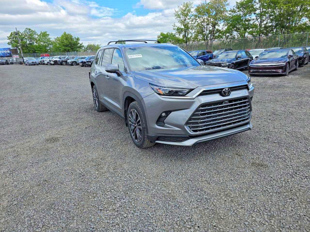 2025 Toyota Grand Highlander Hybrid Max Platinum - Фото 3