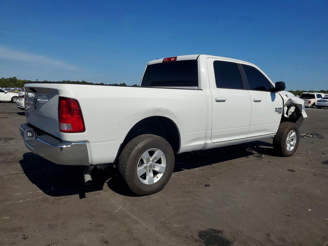 2021 Ram 1500 Classic Slt - Фото 3