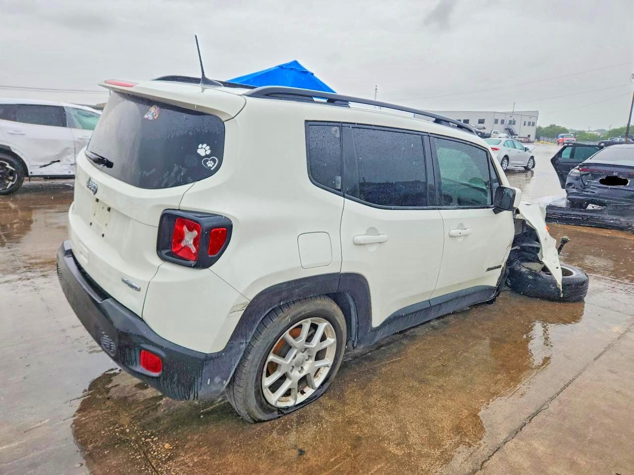 2020 Jeep Renegade Latitude - Фото 3