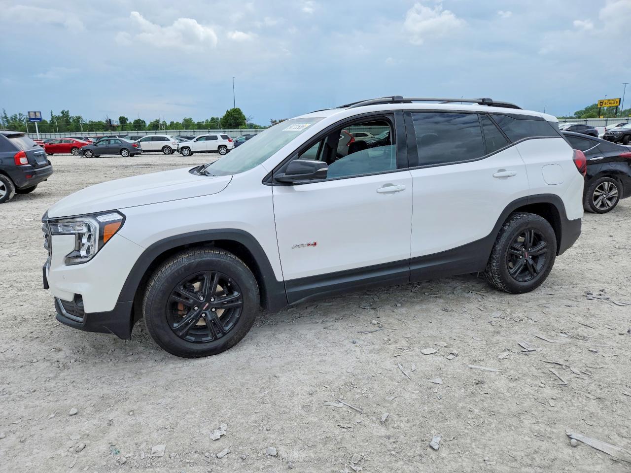 2022 GMC Terrain At4