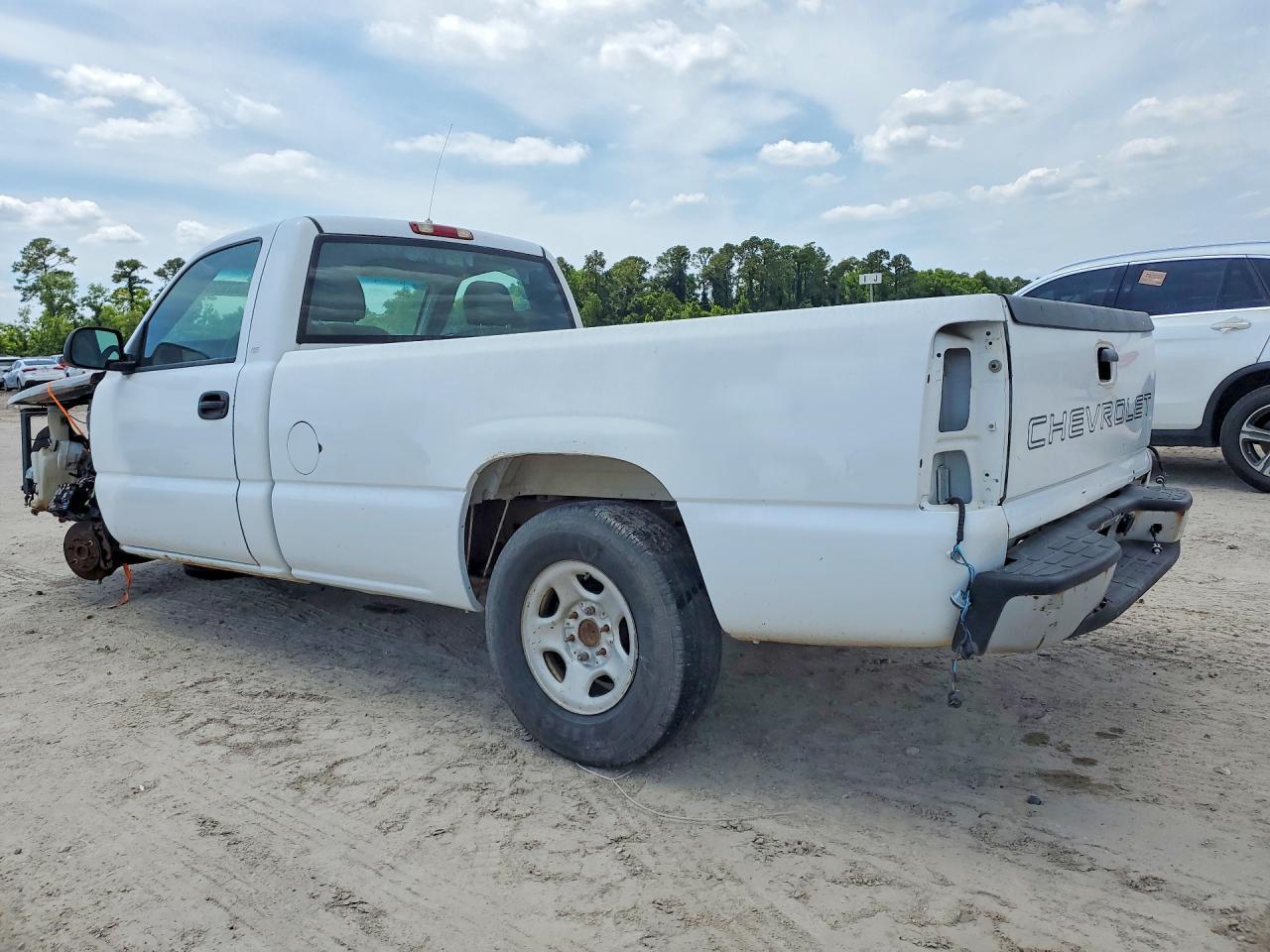 2004 Chevrolet Silverado C1500 - Фото 2