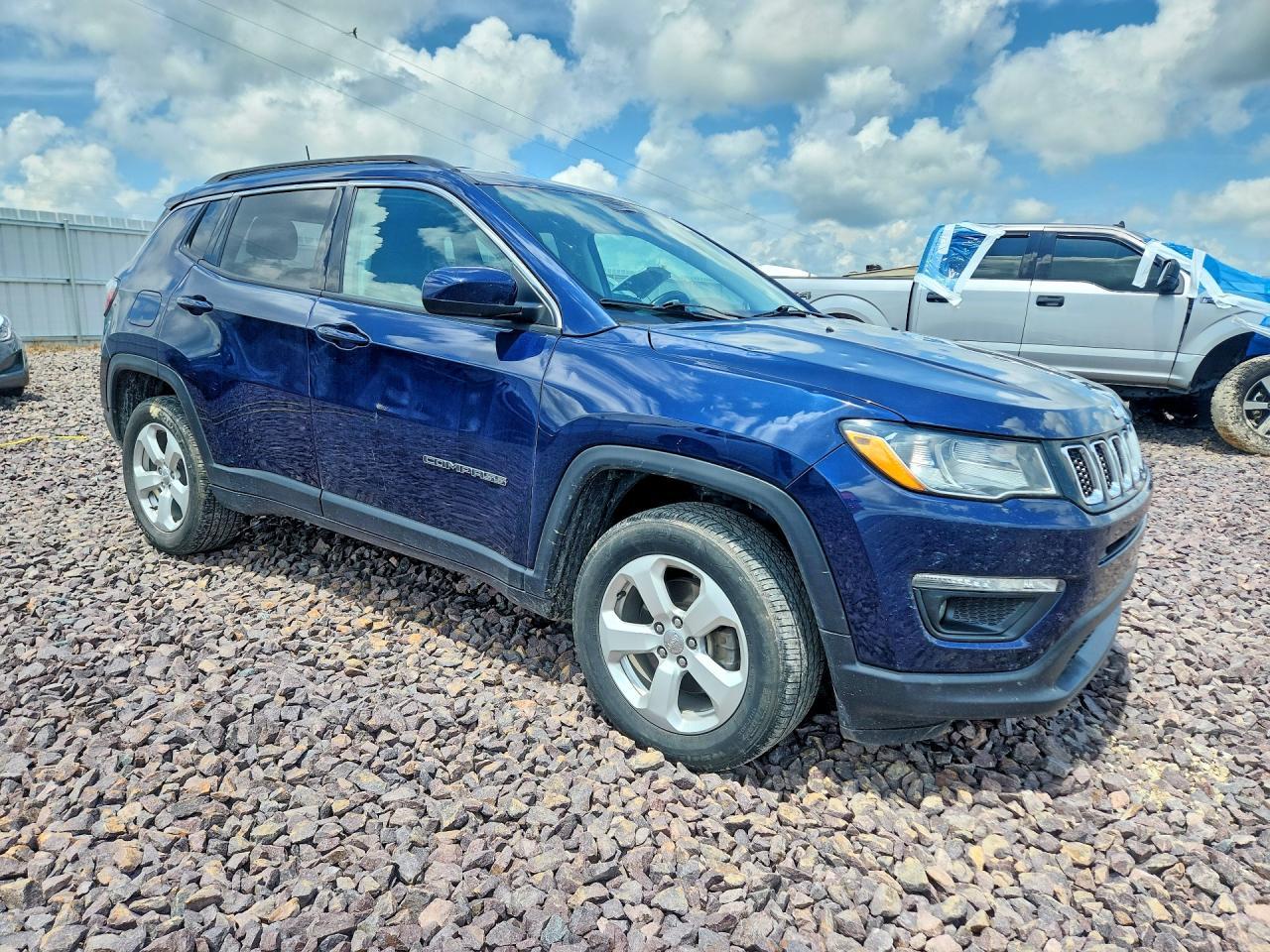 2019 Jeep Compass Latitude - Image 4
