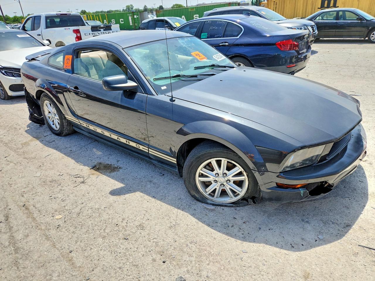 2008 Ford Mustang - Фото 4