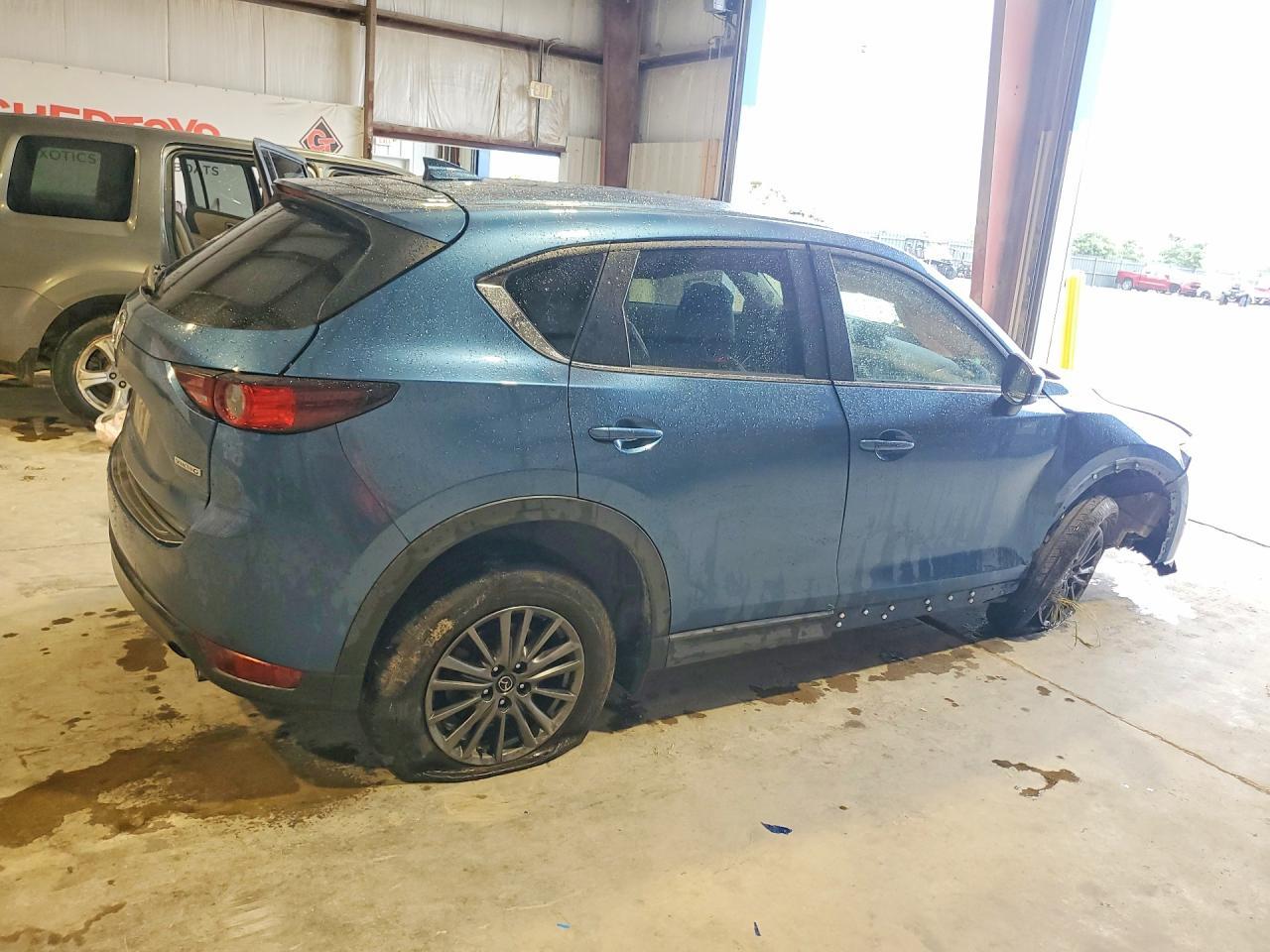 2021 Mazda Cx-5 Touring - Image 3