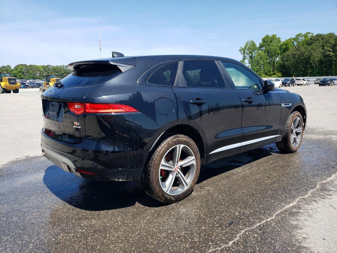 2020 Jaguar F-Pace S V6 - Фото 3