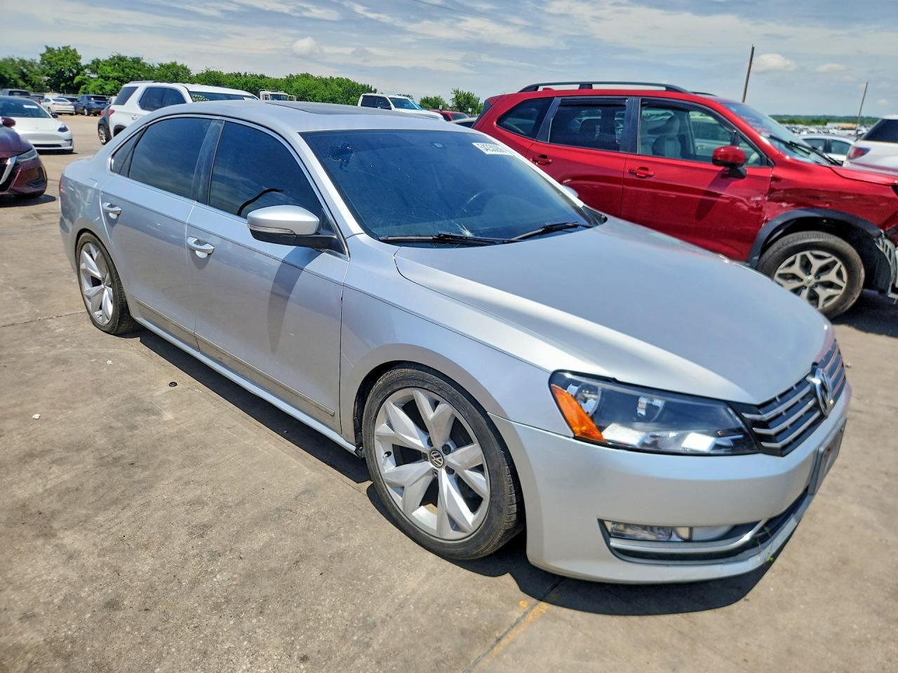 2013 Volkswagen Passat Sel - Image 4