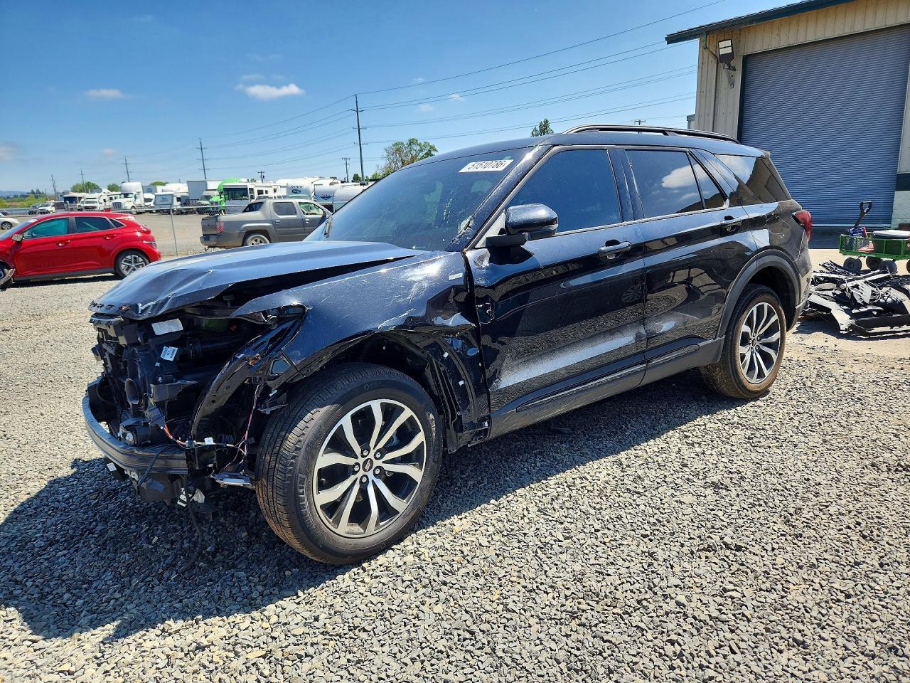 2025 Ford Explorer St-Line