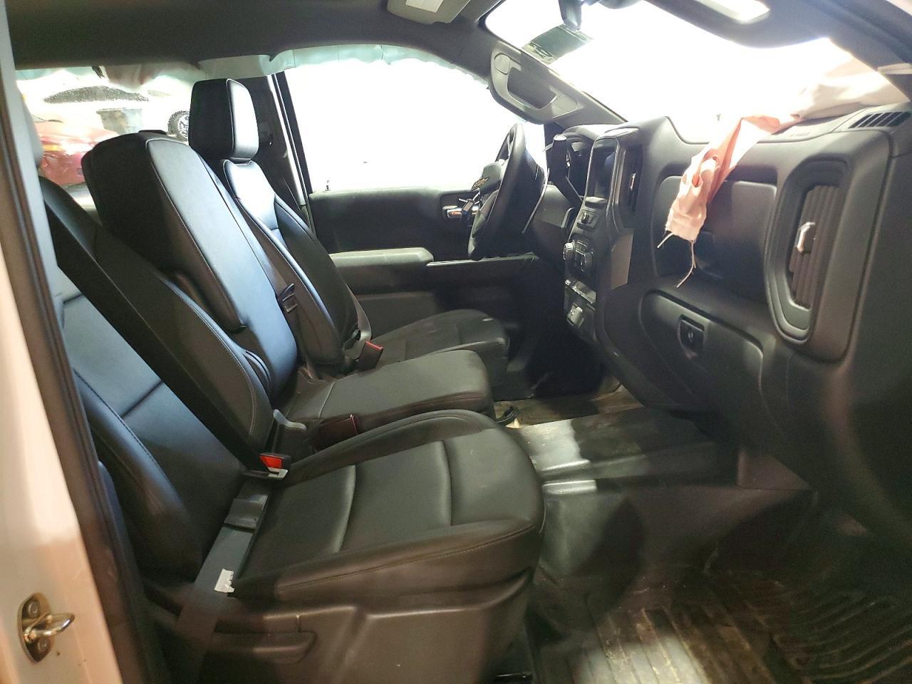 2024 Chevrolet Silverado K1500 - Image 7