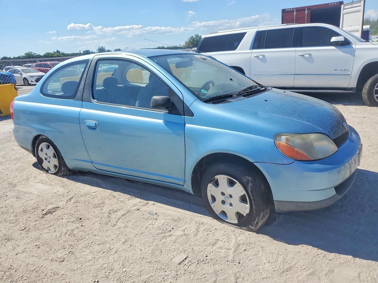 2002 Toyota Echo Base - Image 4