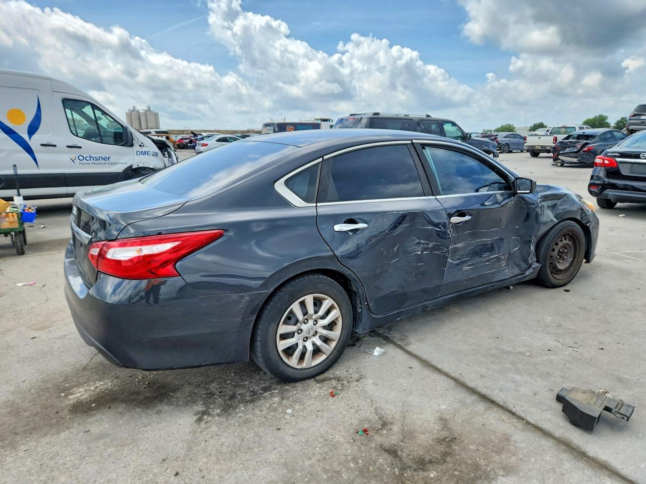 2016 Nissan Altima 2.5 S - Фото 3
