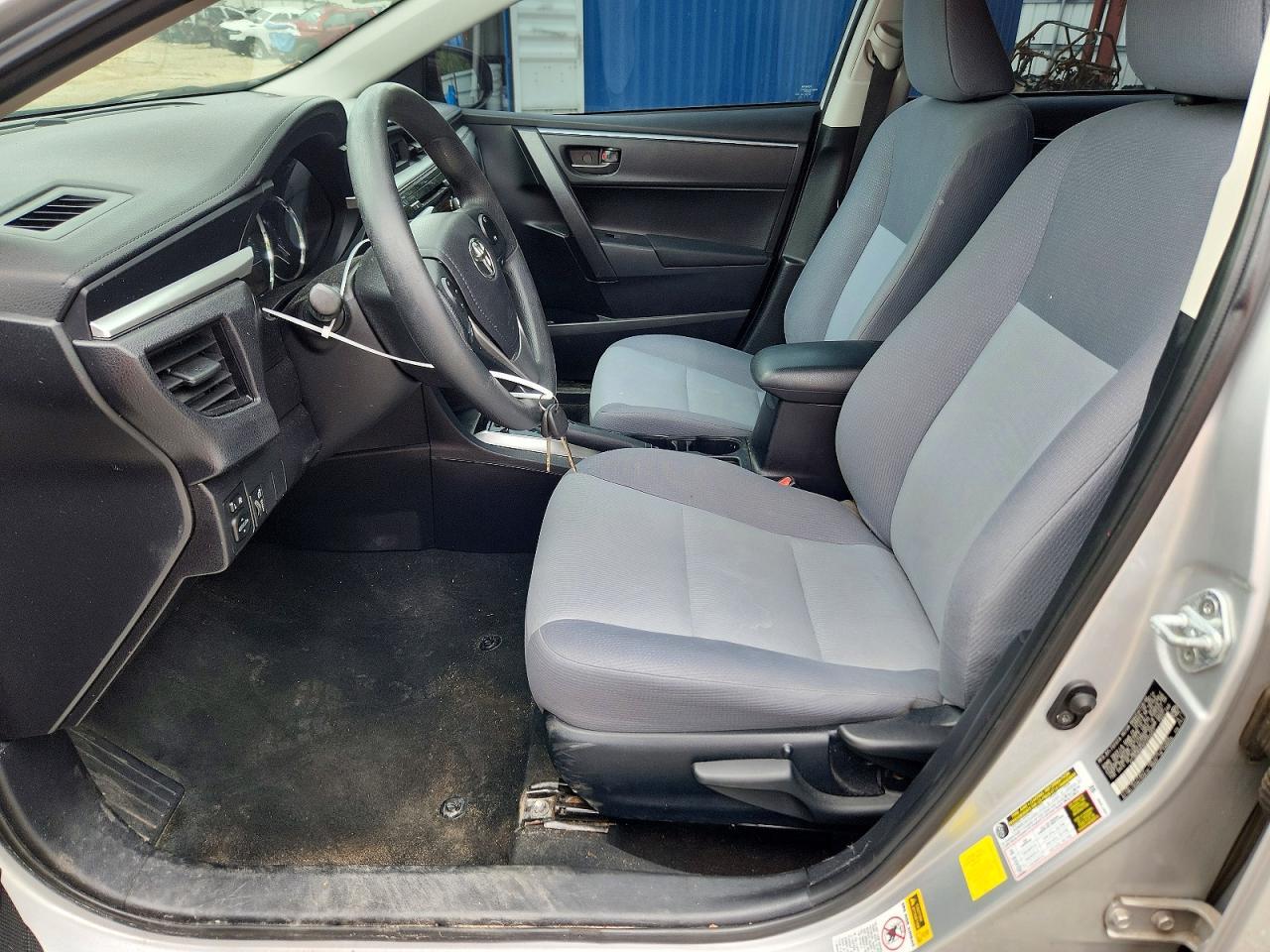 2015 Toyota Corolla L - Фото 7