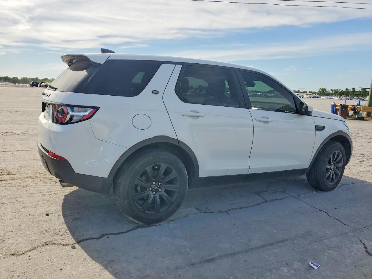 2017 Land Rover Discovery Sport Se - Фото 3
