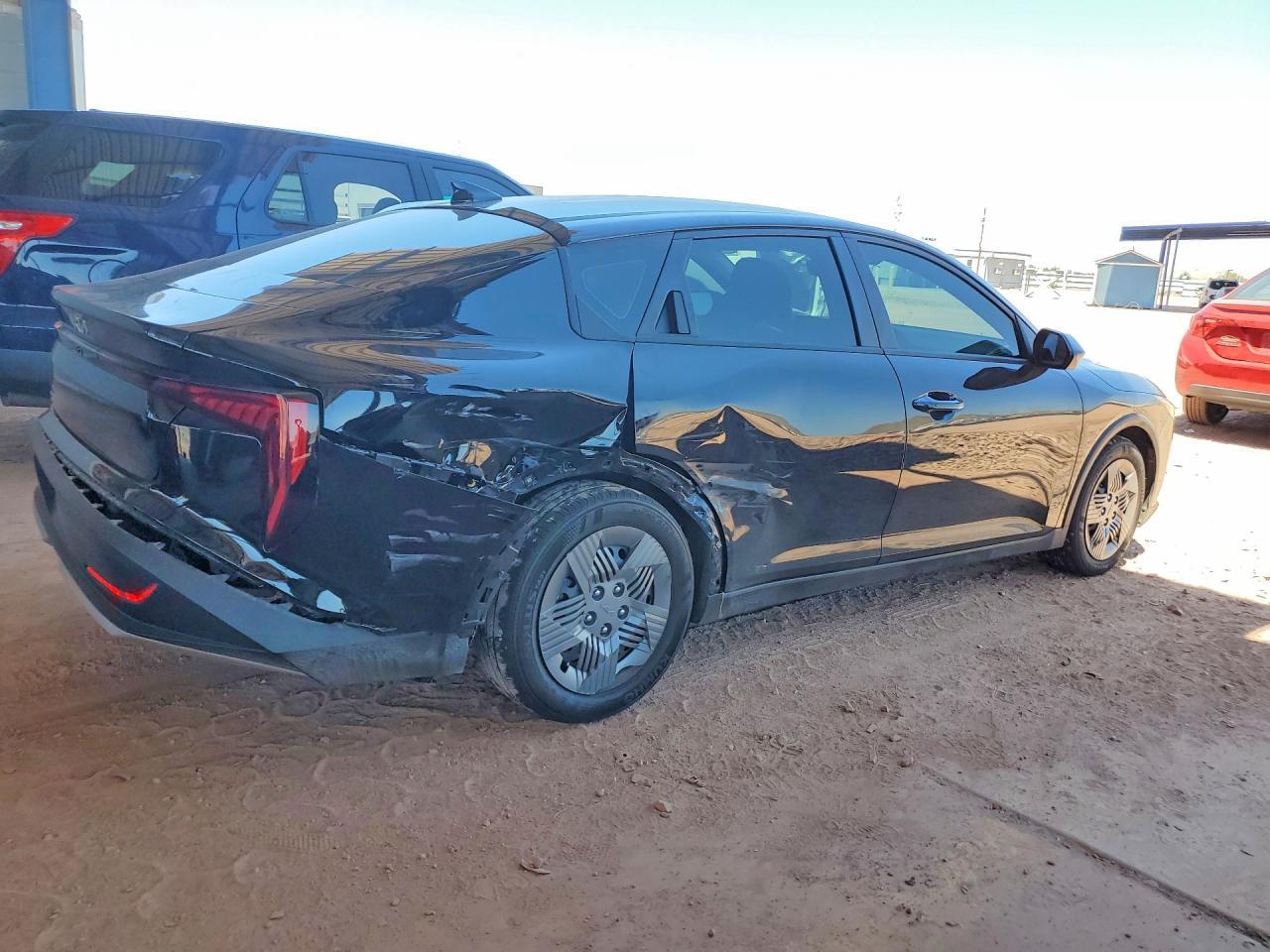 2025 Kia K4 Lx - Фото 3