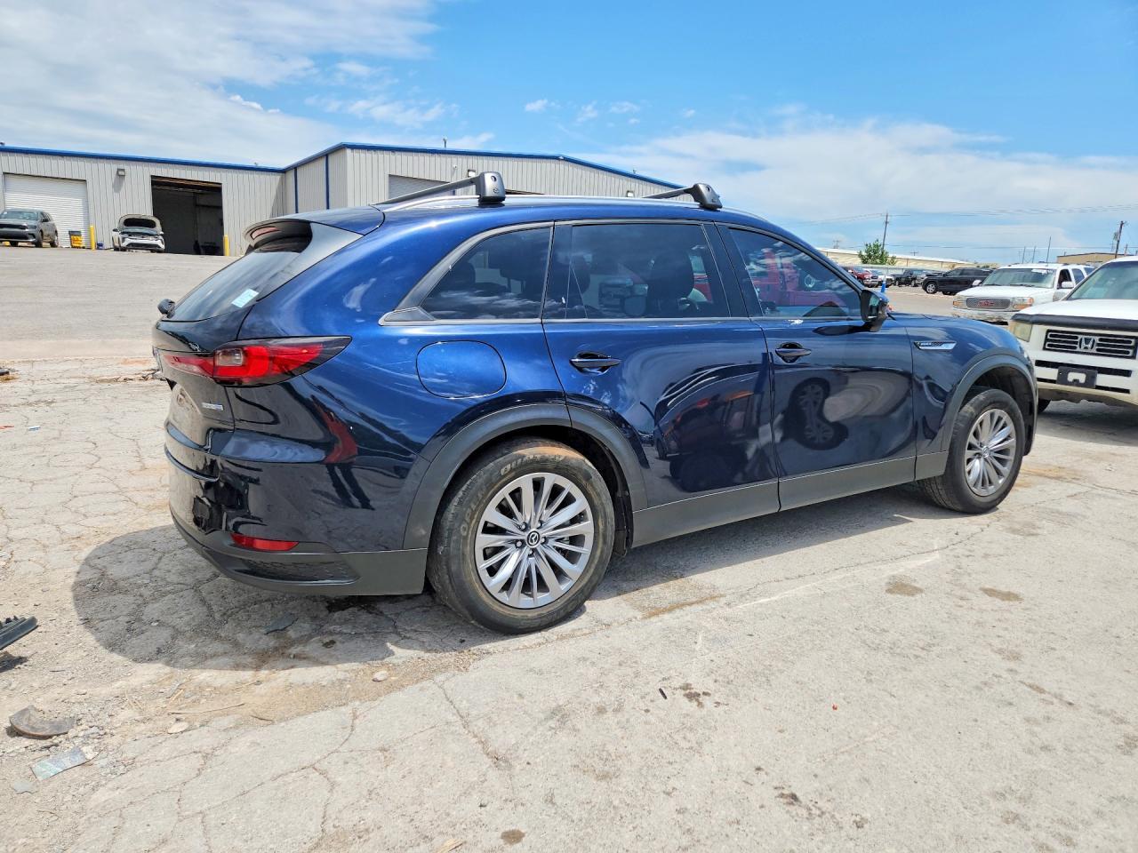 2024 Mazda Cx-90 Preferred - Image 3