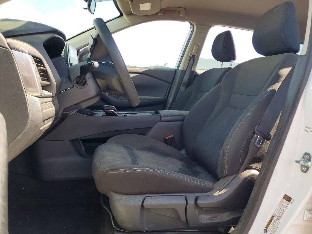 2024 Nissan Rogue S - Image 7