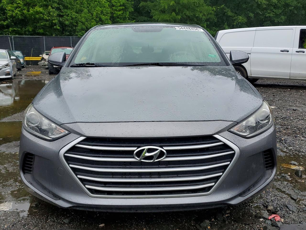 2018 Hyundai Elantra Se - Image 5
