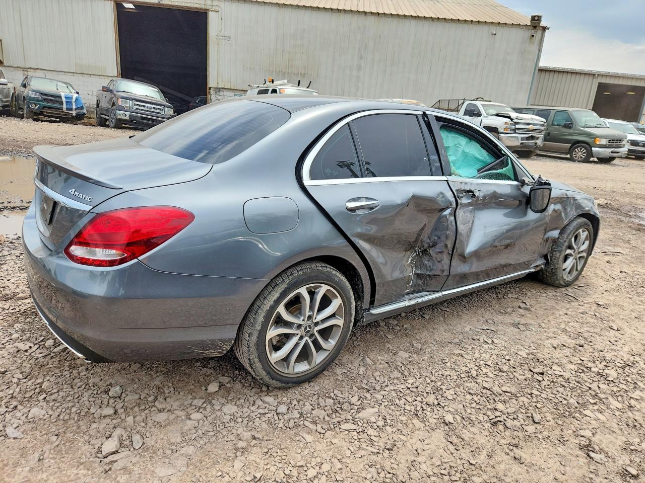 2018 Mercedes-Benz C 300 4Matic - Фото 3