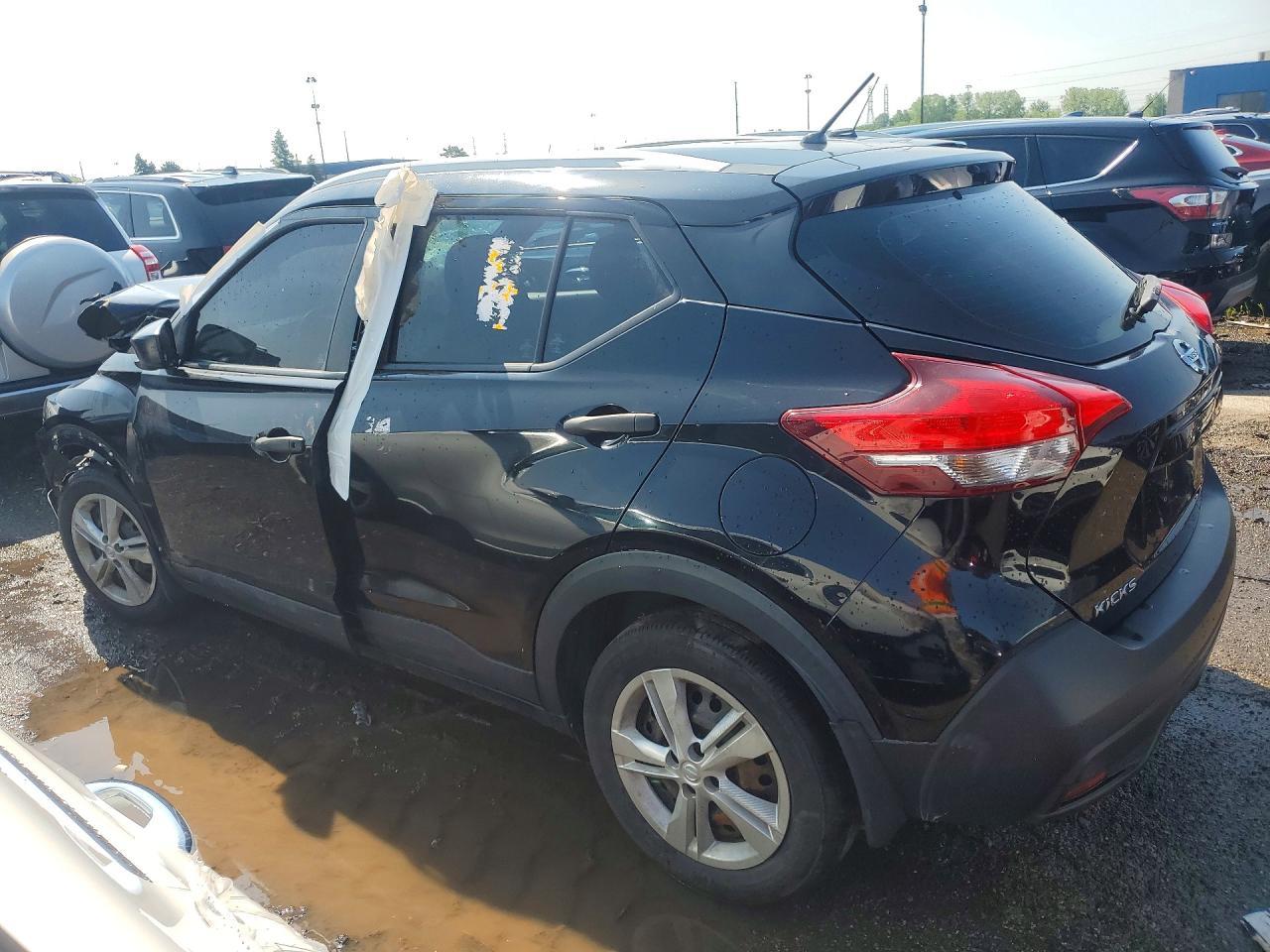 2018 Nissan Kicks S - Фото 2
