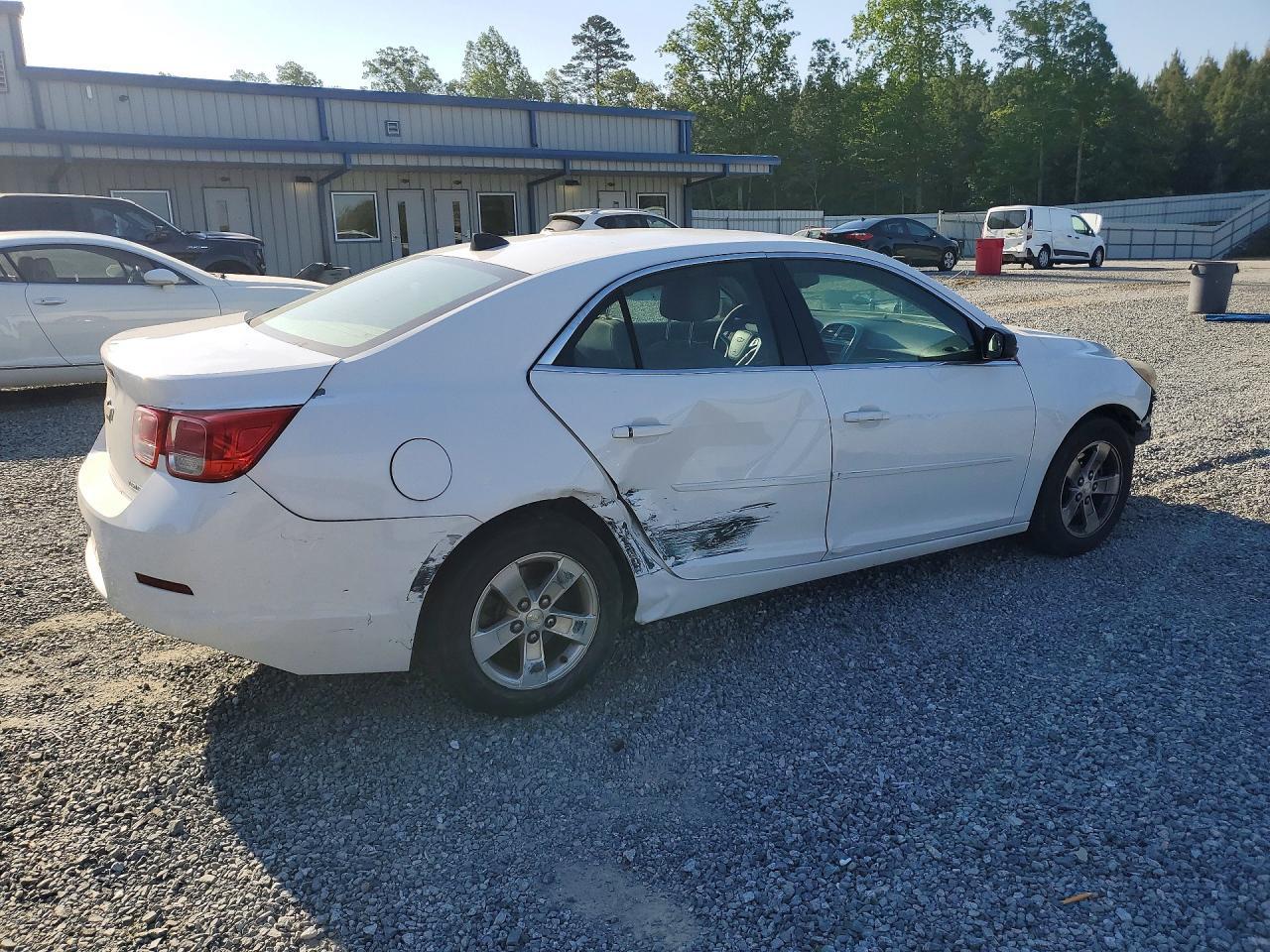 2013 Chevrolet Malibu Ls - Фото 3