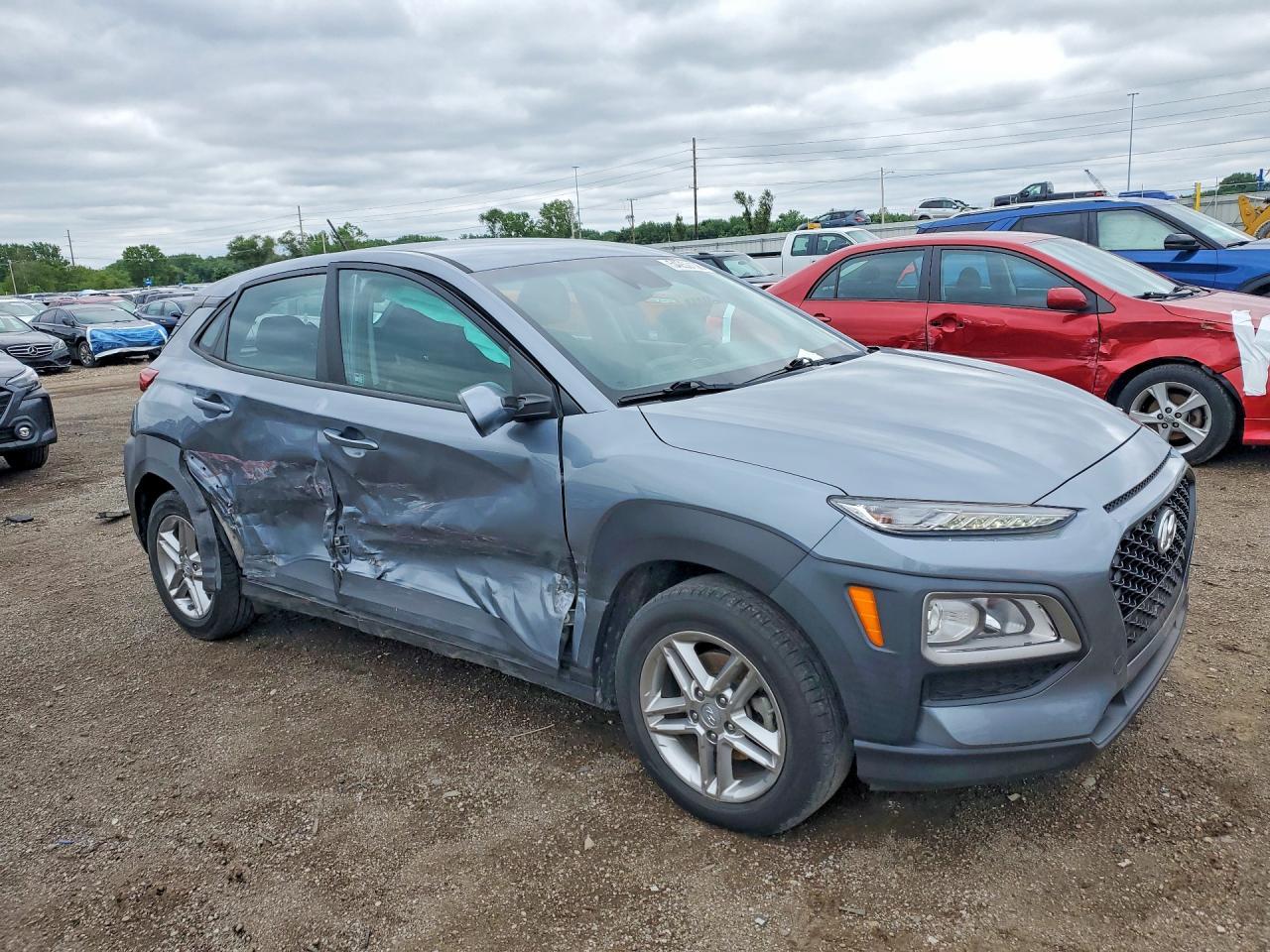 2021 Hyundai Kona Se - Фото 4