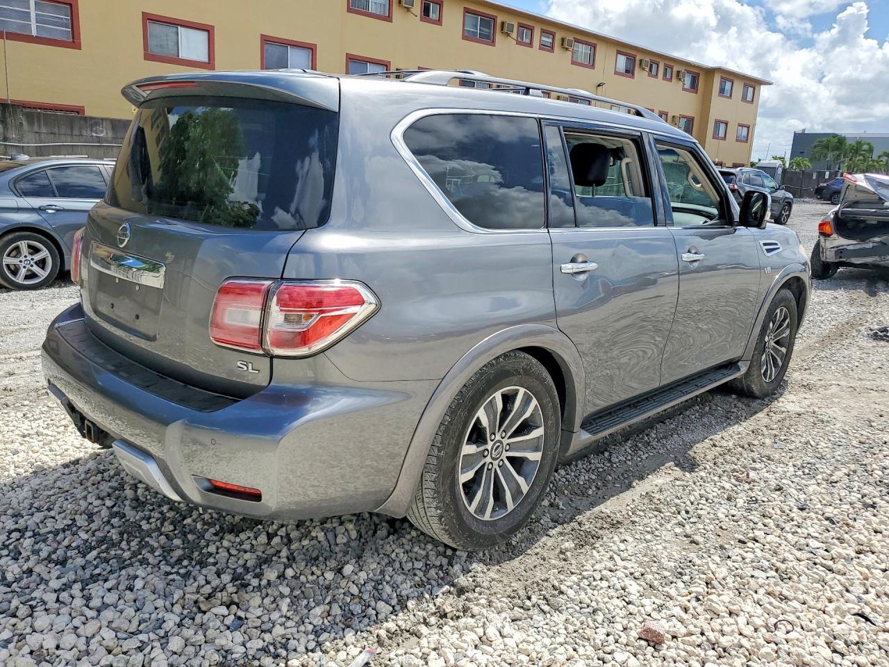 2017 Nissan Armada Sl - Фото 3