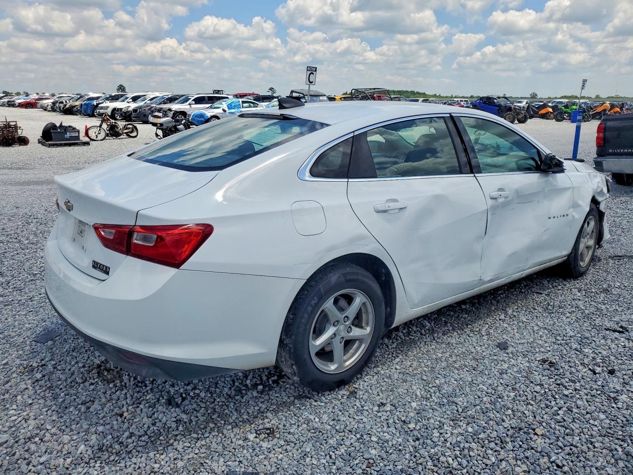 2017 Chevrolet Malibu Ls - Фото 3