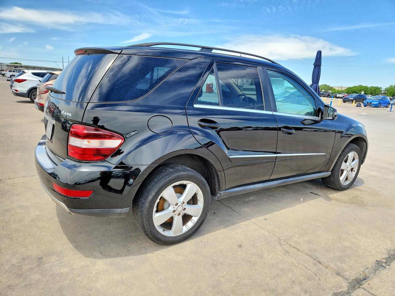 2011 Mercedes-Benz Ml 350 4Matic - Image 3