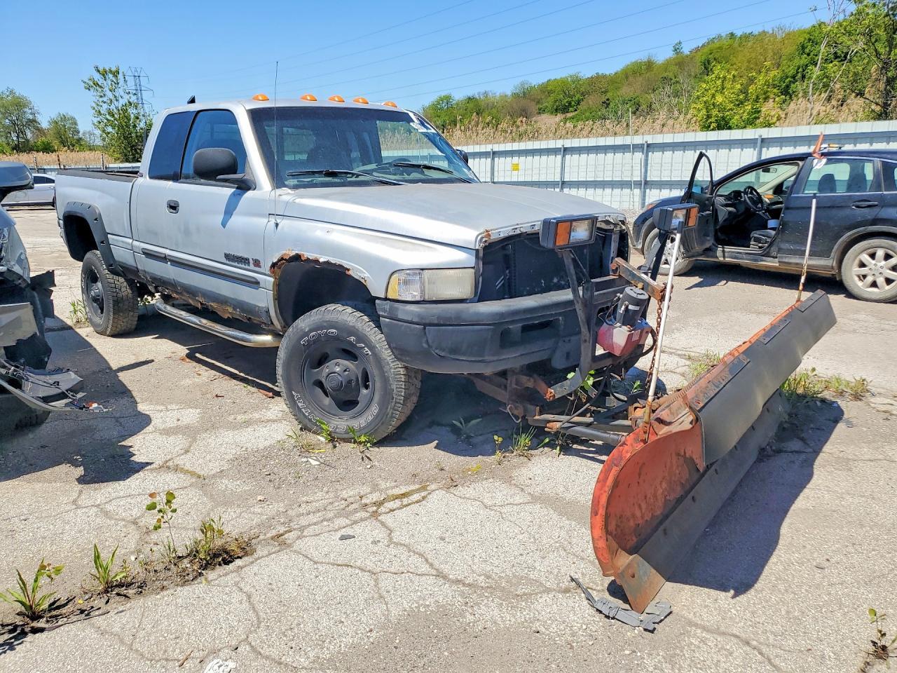 2001 Dodge Ram 2500 - Фото 4