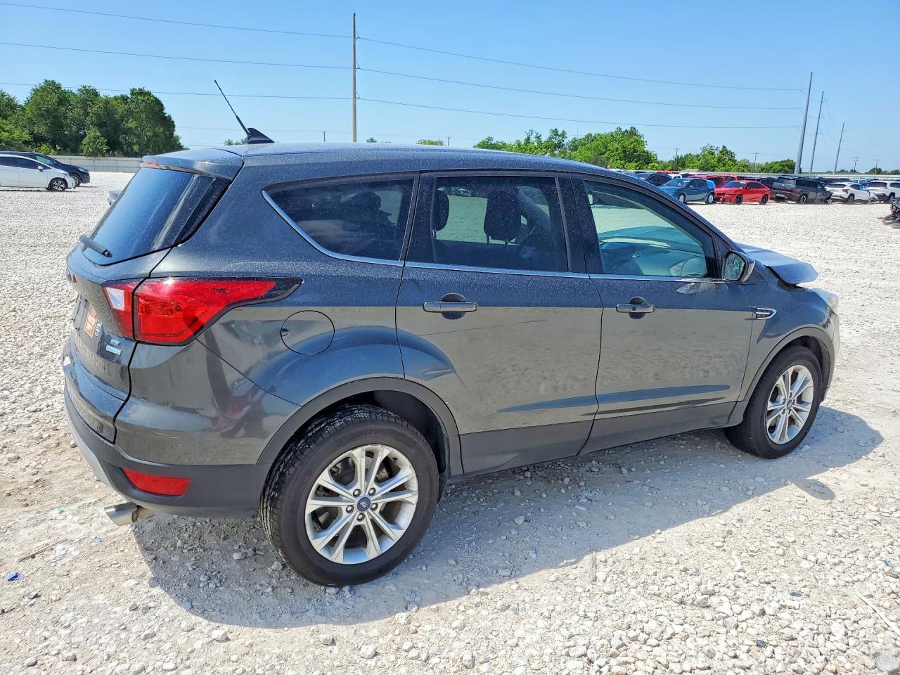 2019 Ford Escape Se - Image 3