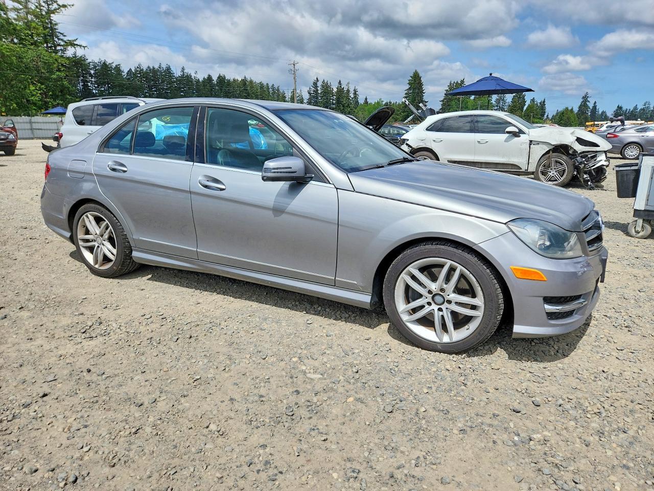 2014 Mercedes-Benz C 300 4Matic - Фото 4