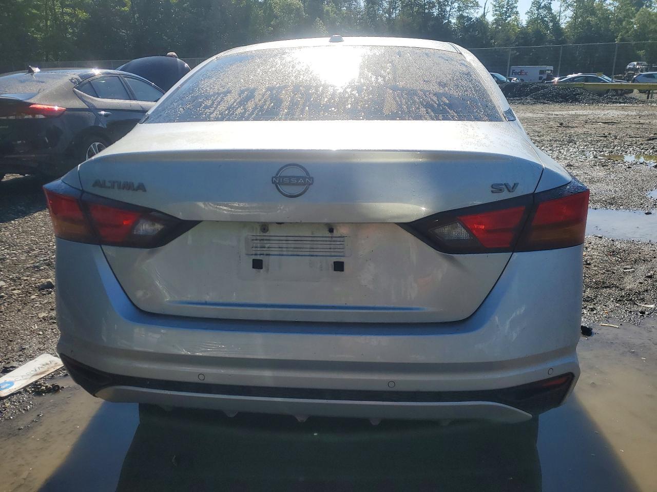 2023 Nissan Altima Sv - Image 6